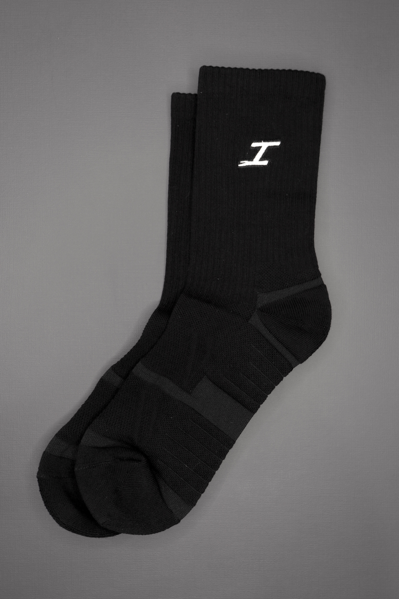 COTTON_CREW_SOCKS_CARBON.png