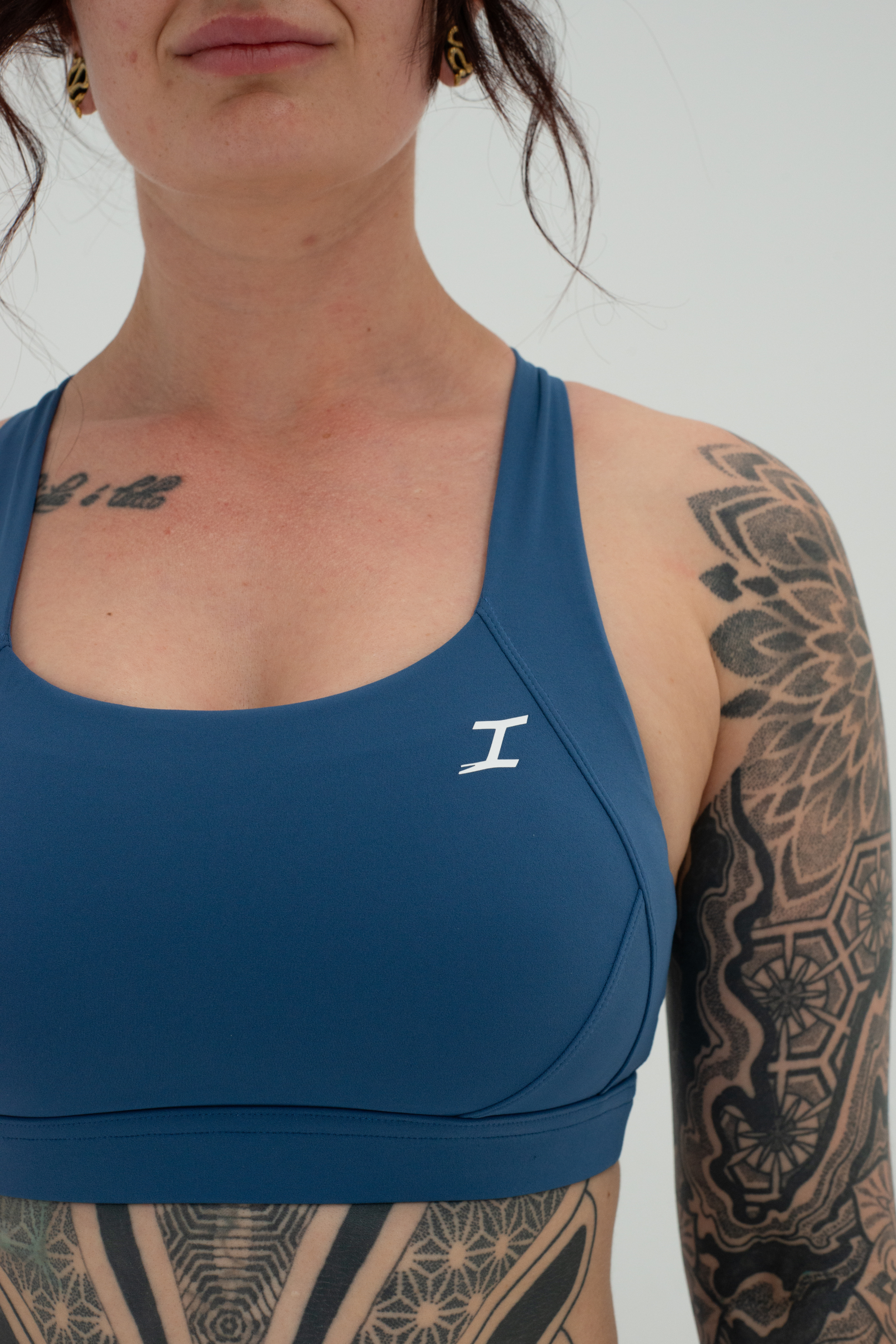 ASCEND CROSSBACK SPORTS BRA - Steel Blue