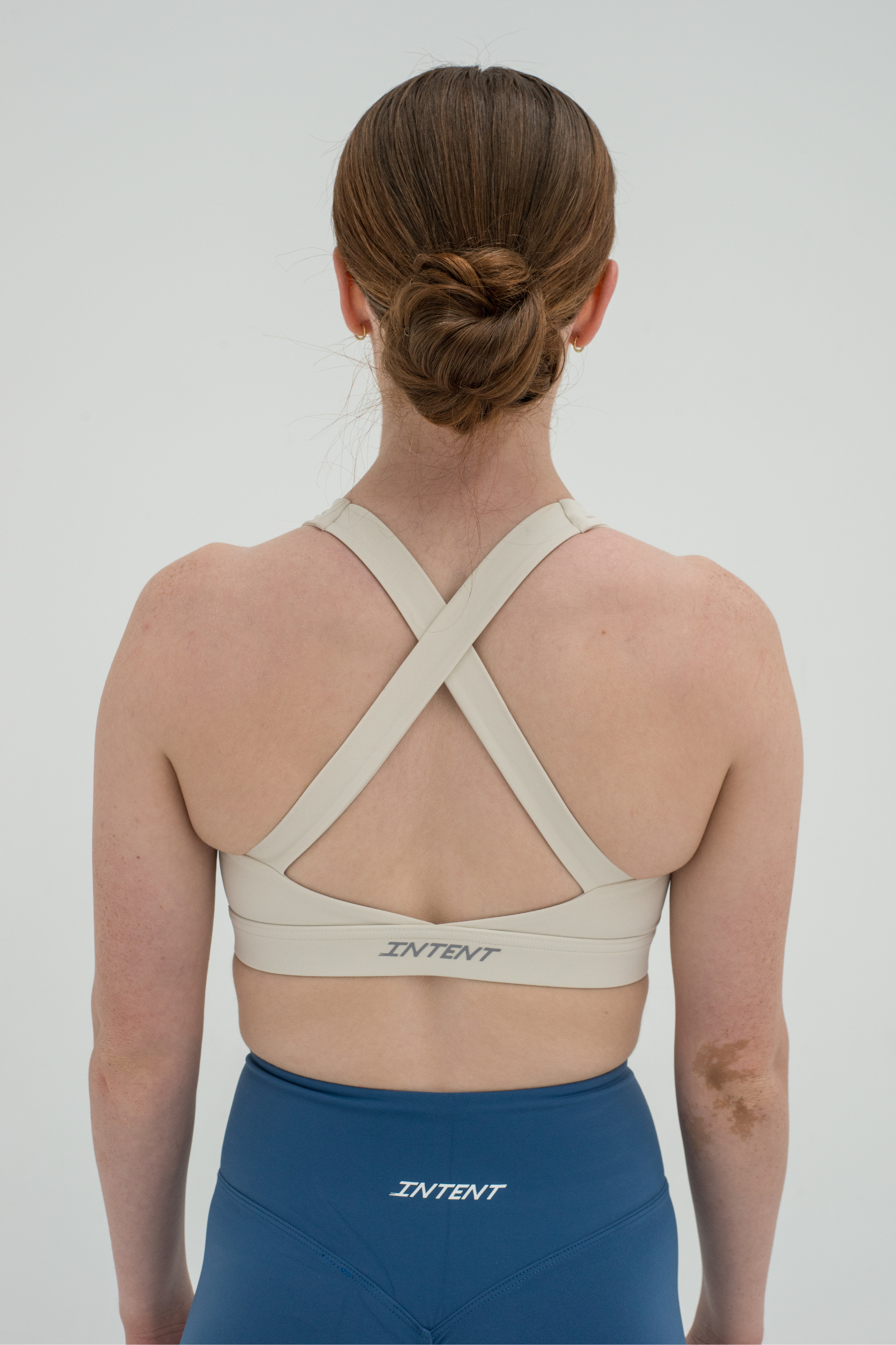 ASCEND CROSSBACK SPORTS BRA - Vanilla