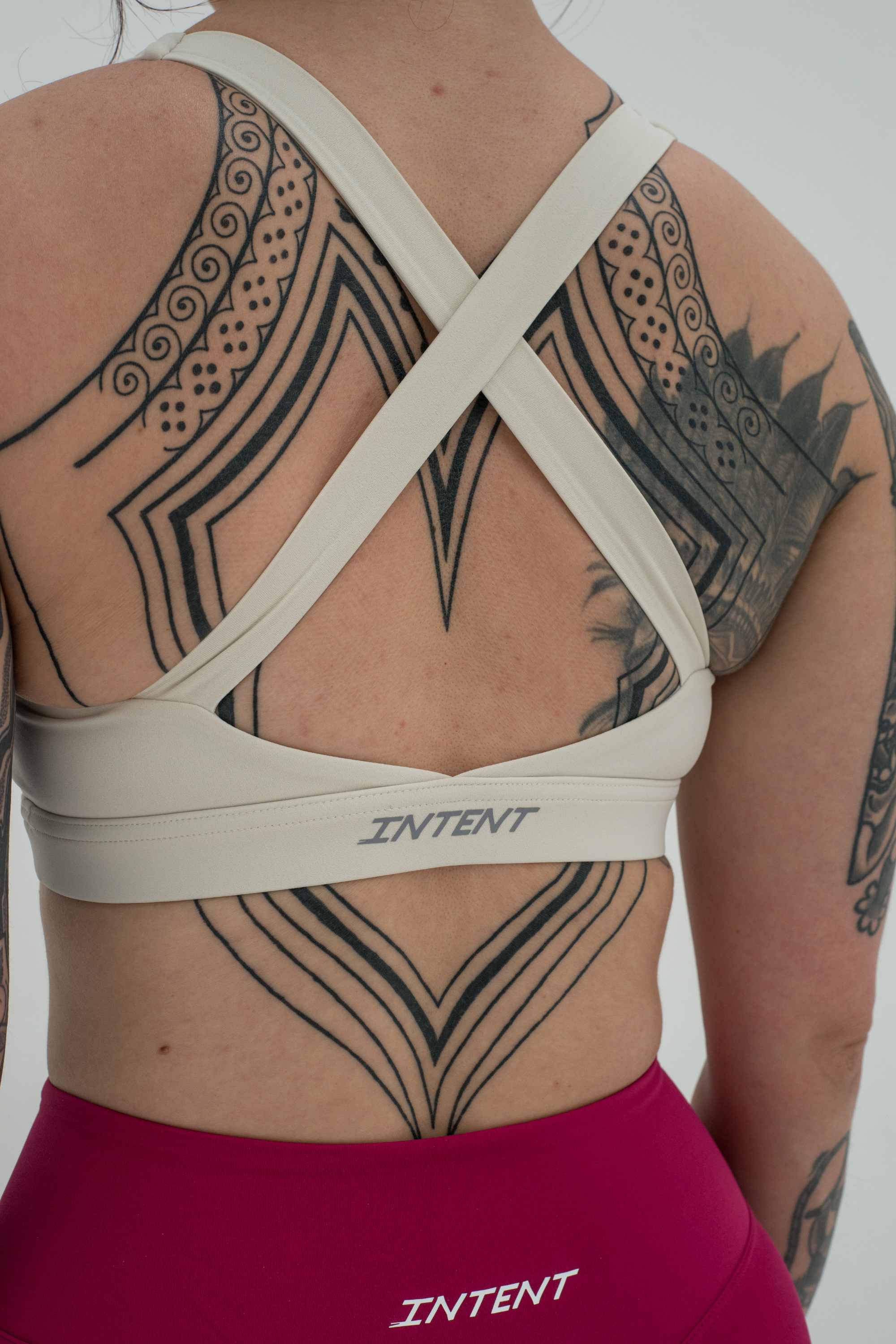 ASCEND CROSSBACK SPORTS BRA - Vanilla