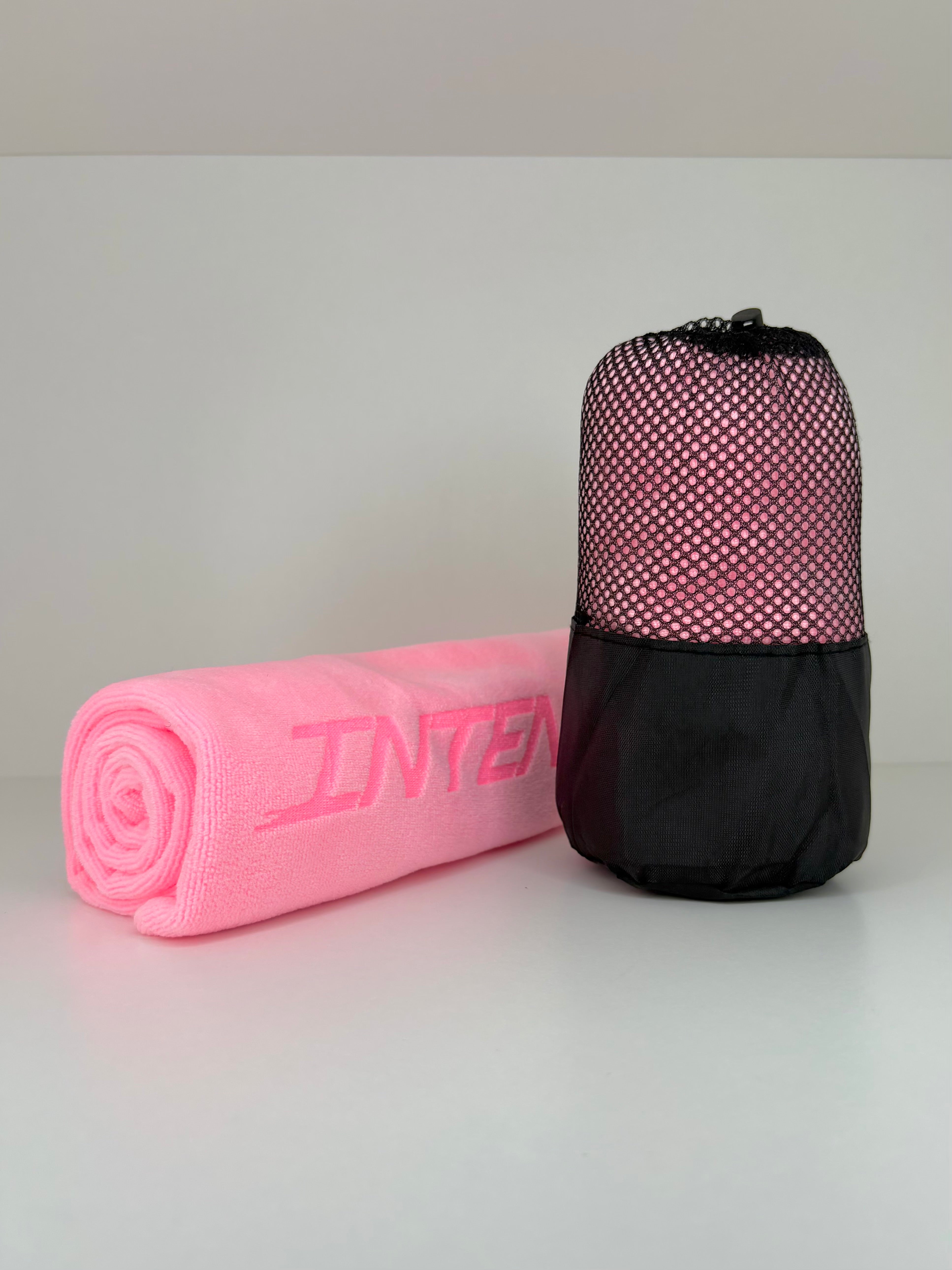 INTENT PLUSH MICROFIBRE SWEAT TOWEL - Peony