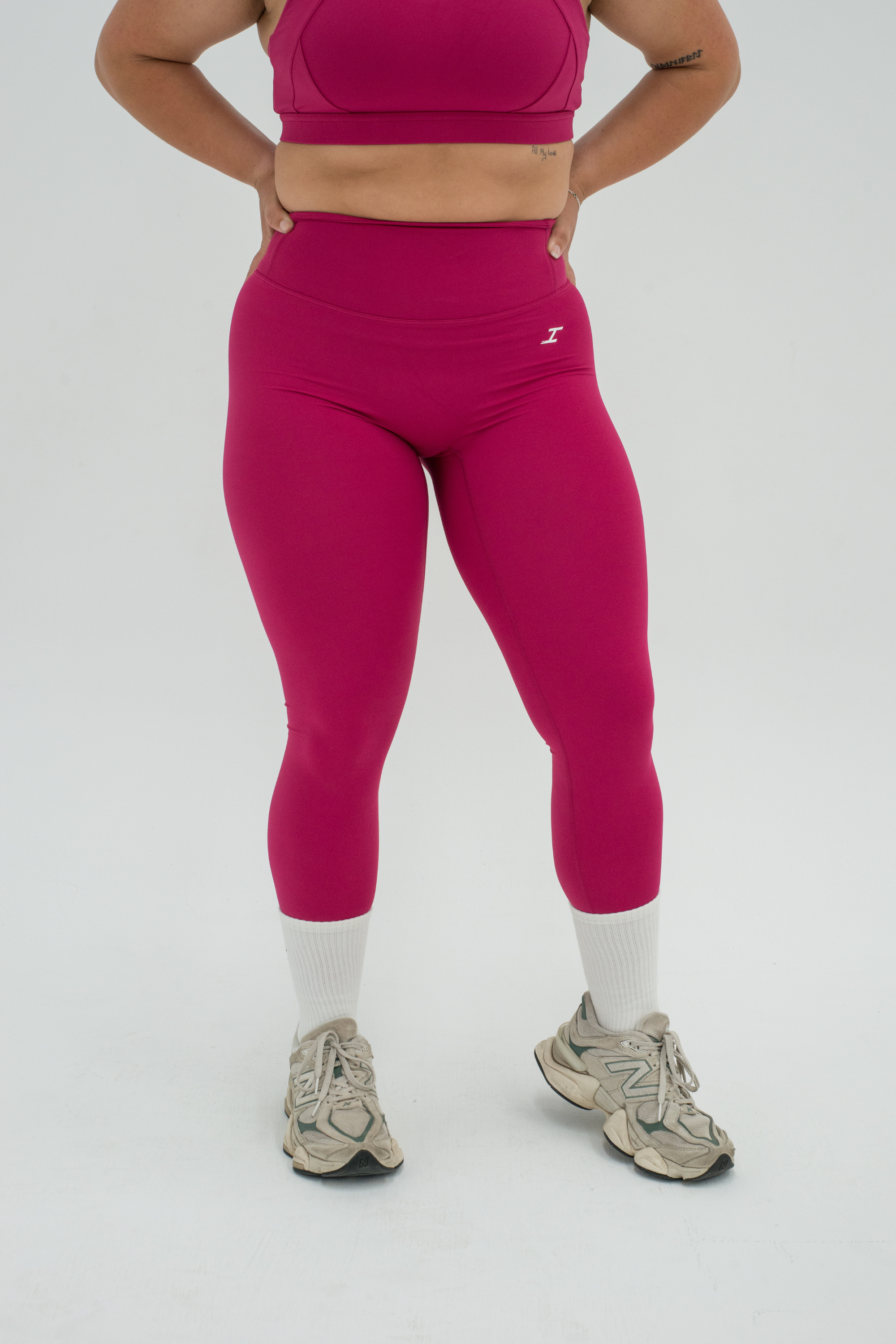 ASCEND INVISIBLE SCRUNCH LEGGINGS - Ruby Pink