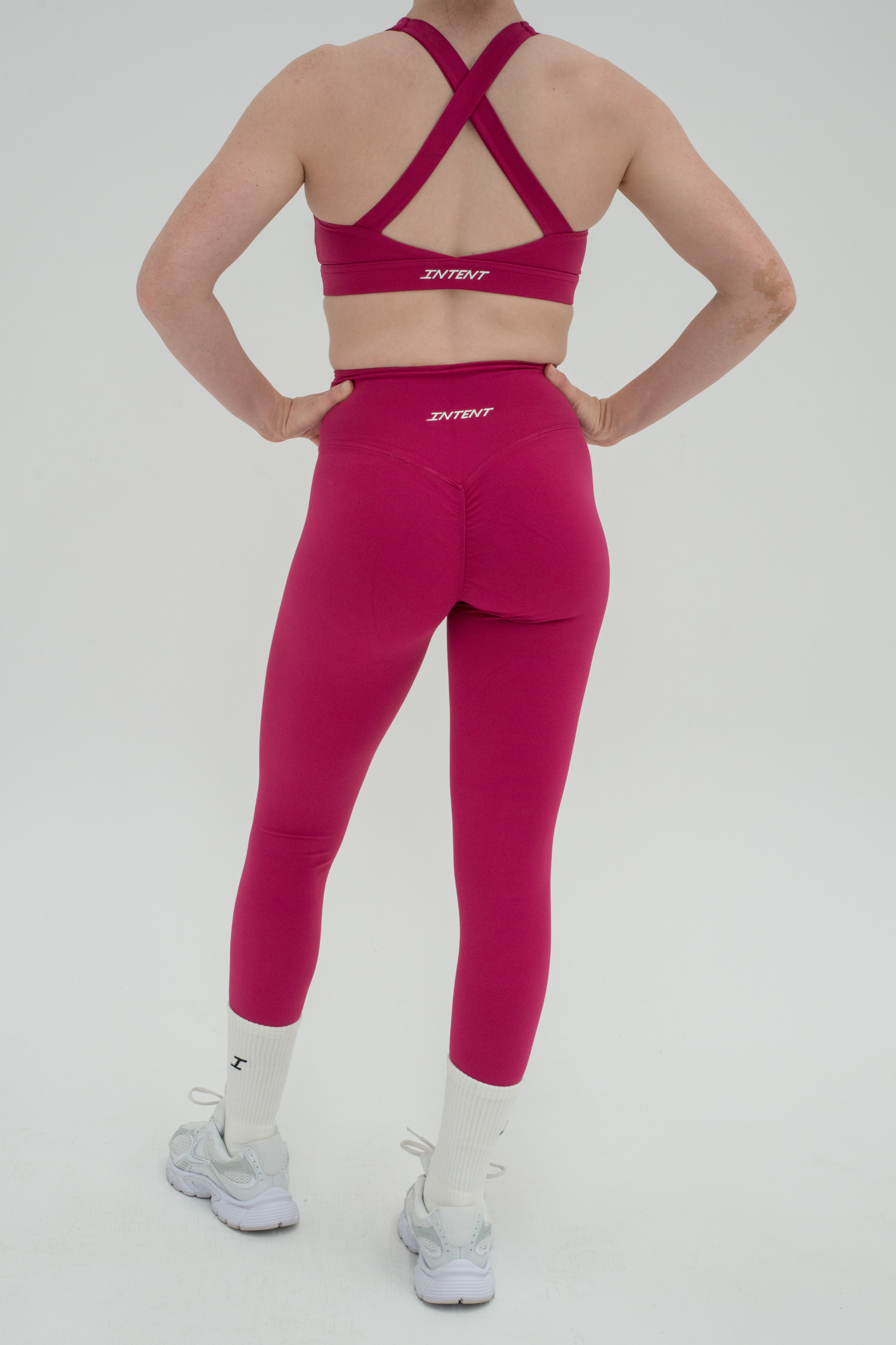 ASCEND INVISIBLE SCRUNCH LEGGINGS - Ruby Pink