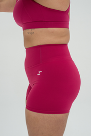 ASCEND INVISIBLE SCRUNCH SHORTS - Ruby Pink