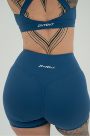 ASCEND INVISIBLE SCRUNCH SHORTS - Steel Blue