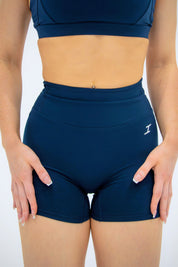 ASCEND INVISIBLE SCRUNCH SHORTS - Midnight Blue